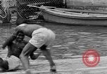 Standbild Wohlhabende amerikanische Männer im exklusiven Club Cocolobo Cay Florida USA, 1931, aus Sekunde 52 historischem Filmmaterial Videoclip 65675055150