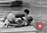 Standbild Wohlhabende amerikanische Männer im exklusiven Club Cocolobo Cay Florida USA, 1931, aus Sekunde 59 historischem Filmmaterial Videoclip 65675055150