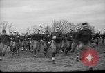 Immagine di American football giocatori South Bend Indiana USA, 1935, secondo 5 filmato di repertorio 65675055158