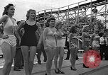 Standbild Grayce Reilly gekrönte "Miss Venus" Moderne Coney Island New York USA, 1939, aus Sekunde 24 historischem Filmmaterial Videoclip 65675055163