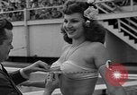 Standbild Grayce Reilly gekrönte "Miss Venus" Moderne Coney Island New York USA, 1939, aus Sekunde 33 historischem Filmmaterial Videoclip 65675055163