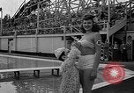 Standbild Grayce Reilly gekrönte "Miss Venus" Moderne Coney Island New York USA, 1939, aus Sekunde 43 historischem Filmmaterial Videoclip 65675055163