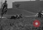Standbild Stunts Omaha Nebraska USA, 1939, aus Sekunde 12 historischem Filmmaterial Videoclip 65675055166