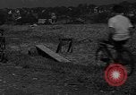 Standbild Stunts Omaha Nebraska USA, 1939, aus Sekunde 23 historischem Filmmaterial Videoclip 65675055166