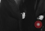 Immagine di Konrad Adenauer Tokyo Giappone, 1960, secondo 35 filmato di repertorio 65675055172
