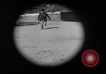 Immagine di Combinazione di revolver movie camera United States USA, 1935, secondo 15 filmato di repertorio 65675055177