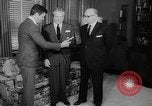 Standbild Milton Rackmil New York United States USA, 1960, aus Sekunde 5 historischem Filmmaterial Videoclip 65675055183