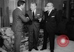 Standbild Milton Rackmil New York United States USA, 1960, aus Sekunde 8 historischem Filmmaterial Videoclip 65675055183