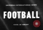 Standbild pro Fußballspiel 1960 Eagles gegen Browns Cleveland Ohio USA, 1960, aus Sekunde 1 historischem Filmmaterial Videoclip 65675055184