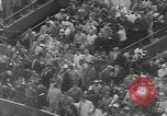 Standbild pro Fußballspiel 1960 Eagles gegen Browns Cleveland Ohio USA, 1960, aus Sekunde 30 historischem Filmmaterial Videoclip 65675055184