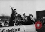 Standbild Bildnisse Deutschland, 1961, aus Sekunde 45 historischem Filmmaterial Videoclip 65675055189