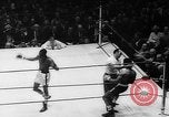 Standbild Ray Patterson New York City USA, 1961, aus Sekunde 53 historischem Filmmaterial Videoclip 65675055190