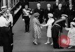 Immagine di Queen Elizabeth Londra Inghilterra Regno Unito, 1963, secondo 21 filmato di repertorio 65675055204