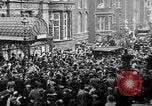 Standbild Hochzeit von Prinz Sigvard von Schweden London England Vereinigtes Königreich, 1934, aus Sekunde 41 historischem Filmmaterial Videoclip 65675055209