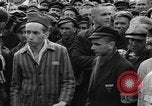 Image interview de prisonniers Dachau Allemagne, 1945, de la seconde 35 séquences d'archives historiques vidéo 65675055225