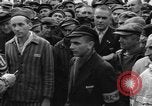 Image interview de prisonniers Dachau Allemagne, 1945, de la seconde 3 séquences d'archives historiques vidéo 65675055226