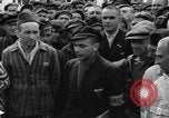 Image interview de prisonniers Dachau Allemagne, 1945, de la seconde 8 séquences d'archives historiques vidéo 65675055226