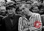 Image interview de prisonniers Dachau Allemagne, 1945, de la seconde 12 séquences d'archives historiques vidéo 65675055227