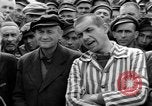 Image interview de prisonniers Dachau Allemagne, 1945, de la seconde 21 séquences d'archives historiques vidéo 65675055227