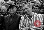 Image interview de prisonniers Dachau Allemagne, 1945, de la seconde 23 séquences d'archives historiques vidéo 65675055227