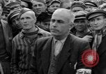 Image interview de prisonnier Dachau Allemagne, 1945, de la seconde 41 séquences d'archives historiques vidéo 65675055228