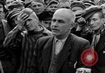 Image interview de prisonnier Dachau Allemagne, 1945, de la seconde 58 séquences d'archives historiques vidéo 65675055228