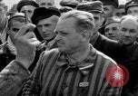 Image Entrevue du prisonnier Dachau Allemagne, 1945, de la seconde 17 séquences d'archives historiques vidéo 65675055229