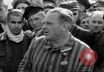 Image Entrevue du prisonnier Dachau Allemagne, 1945, de la seconde 32 séquences d'archives historiques vidéo 65675055229