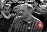 Image Entrevue du prisonnier Dachau Allemagne, 1945, de la seconde 34 séquences d'archives historiques vidéo 65675055229