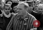 Image Entrevue du prisonnier Dachau Allemagne, 1945, de la seconde 41 séquences d'archives historiques vidéo 65675055229