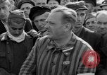 Image Entrevue du prisonnier Dachau Allemagne, 1945, de la seconde 50 séquences d'archives historiques vidéo 65675055229