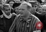 Image Entrevue du prisonnier Dachau Allemagne, 1945, de la seconde 52 séquences d'archives historiques vidéo 65675055229