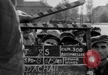 Image Entrevue du prisonnier Dachau Allemagne, 1945, de la seconde 8 séquences d'archives historiques vidéo 65675055230