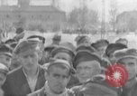 Image Entrevue du prisonnier Dachau Allemagne, 1945, de la seconde 12 séquences d'archives historiques vidéo 65675055230