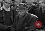 Image Entrevue du prisonnier Dachau Allemagne, 1945, de la seconde 26 séquences d'archives historiques vidéo 65675055230