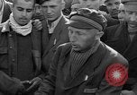 Image Entrevue du prisonnier Dachau Allemagne, 1945, de la seconde 30 séquences d'archives historiques vidéo 65675055230
