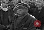 Image Entrevue du prisonnier Dachau Allemagne, 1945, de la seconde 46 séquences d'archives historiques vidéo 65675055230