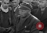 Image Entrevue du prisonnier Dachau Allemagne, 1945, de la seconde 48 séquences d'archives historiques vidéo 65675055230
