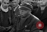 Image Entrevue du prisonnier Dachau Allemagne, 1945, de la seconde 53 séquences d'archives historiques vidéo 65675055230