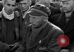 Image Entrevue du prisonnier Dachau Allemagne, 1945, de la seconde 62 séquences d'archives historiques vidéo 65675055230