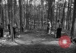 Immagine di I civili tedeschi esumano gli ebrei assassinati Neunburg Germania, 1945, secondo 21 filmato di repertorio 65675055251