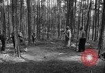 Immagine di I civili tedeschi esumano gli ebrei assassinati Neunburg Germania, 1945, secondo 22 filmato di repertorio 65675055251