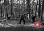 Immagine di I civili tedeschi esumano gli ebrei assassinati Neunburg Germania, 1945, secondo 27 filmato di repertorio 65675055251