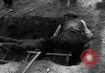 Immagine di I civili tedeschi esumano gli ebrei assassinati Neunburg Germania, 1945, secondo 50 filmato di repertorio 65675055251