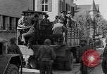 Immagine di Soldati americani Landsberg Germania, 1945, secondo 22 filmato di repertorio 65675055253