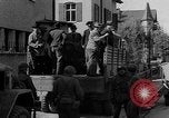 Immagine di Soldati americani Landsberg Germania, 1945, secondo 24 filmato di repertorio 65675055253