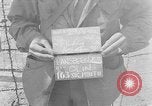 Standbild Leichen Landsberg Deutschland, 1945, aus Sekunde 1 historischem Filmmaterial Videoclip 65675055256