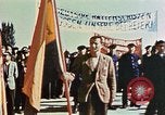 Immagine di Cerimonia di liberazione Dachau Germania, 1945, secondo 34 filmato di repertorio 65675055258