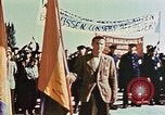Immagine di Cerimonia di liberazione Dachau Germania, 1945, secondo 41 filmato di repertorio 65675055258