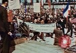 Standbild Zeremonie Dachau Deutschland, 1945, aus Sekunde 7 historischem Filmmaterial Videoclip 65675055272